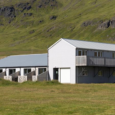 Urdartindur Guesthouse And Cottages Northurfjorthur Экстерьер фото